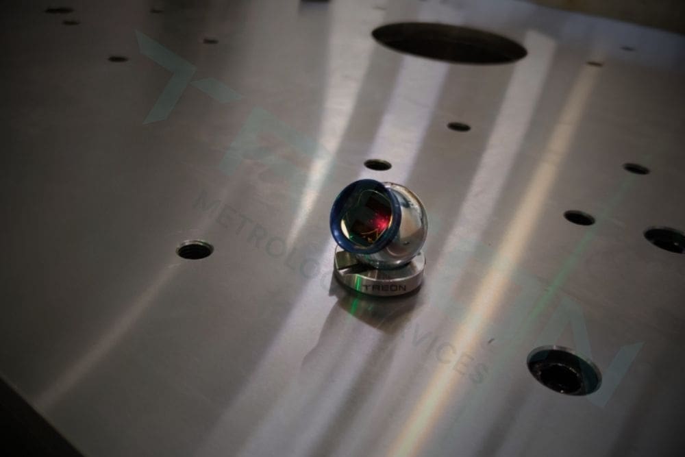 Precyzyjny Pomiar Płaskości – Klucz do Niezawodności