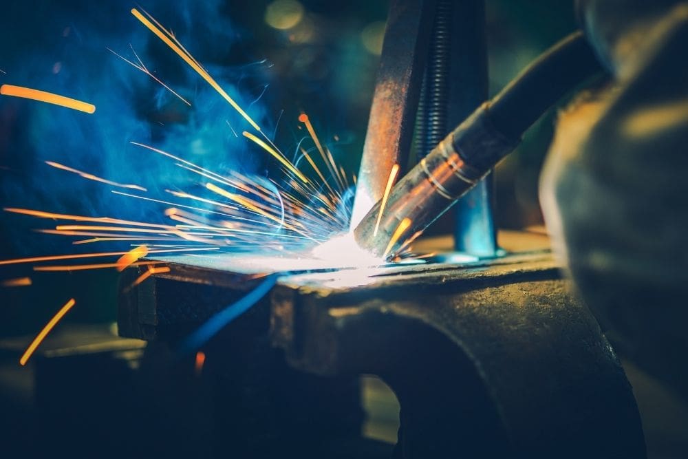 Ustawianie przyrządu spawalniczego – gwarancja jakości