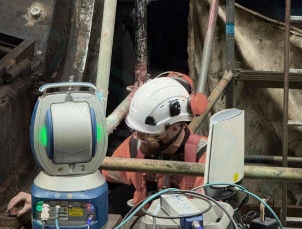 Wymiana prowadnic klatki walcowniczej – wsparcie pomiarowe w warunkach hutniczych